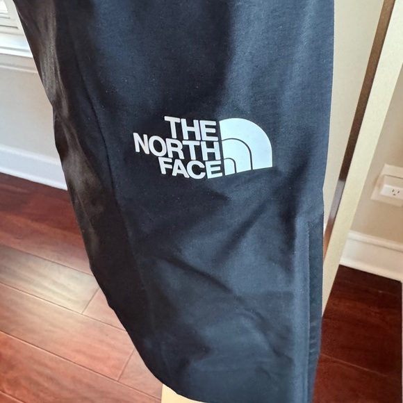 The North Face Men’s Black Futurelight Ski Pants, Size Small, NWT - Picture 6 of 7